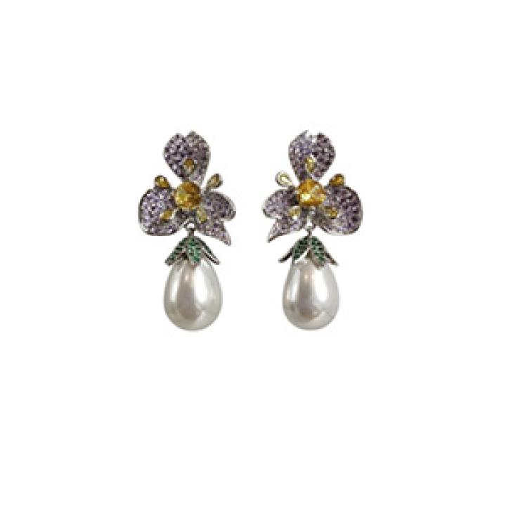 Floral Pearl Elegance Earrings