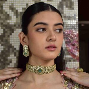 Emerald Elegance Kundan Choker Set