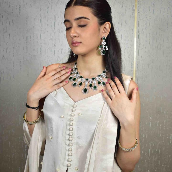 Emerald Cascade Necklace Set