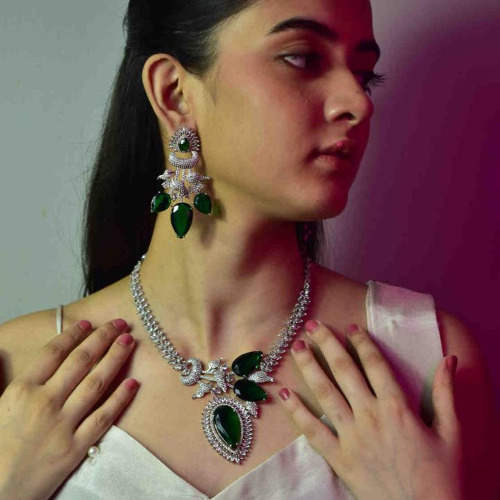 Emerald and Diamond Necklace Set