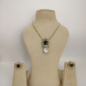 Emerald Royale Pearl Drop Necklace Set