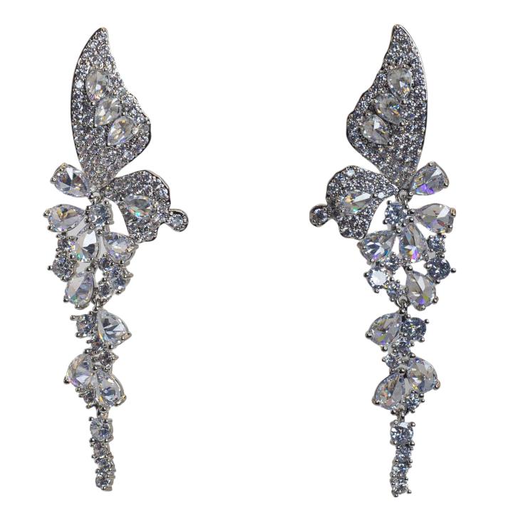 elegant-butterfly-inspired-diamond-earrings