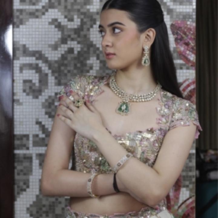 Emerald Grace Polki Necklace Set