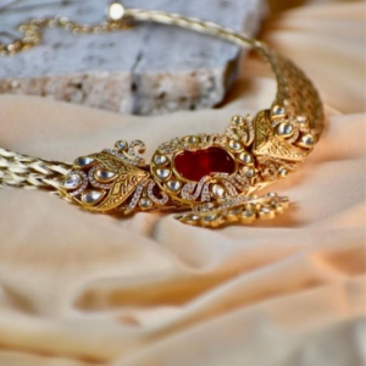 Ruby Royale Necklace Set